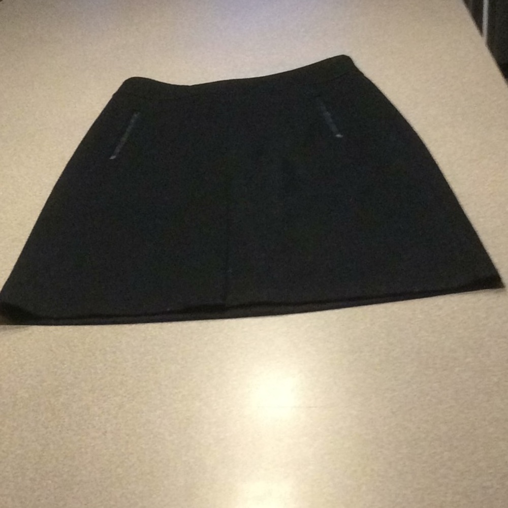 Banana Republic Wool Skirt - Leather Trim Pockets